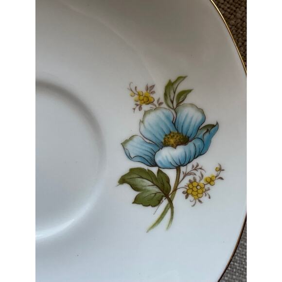 Queen Anne Blue Poppy Flowers Saucer Vintage Bone China England - Picture 8 of 9